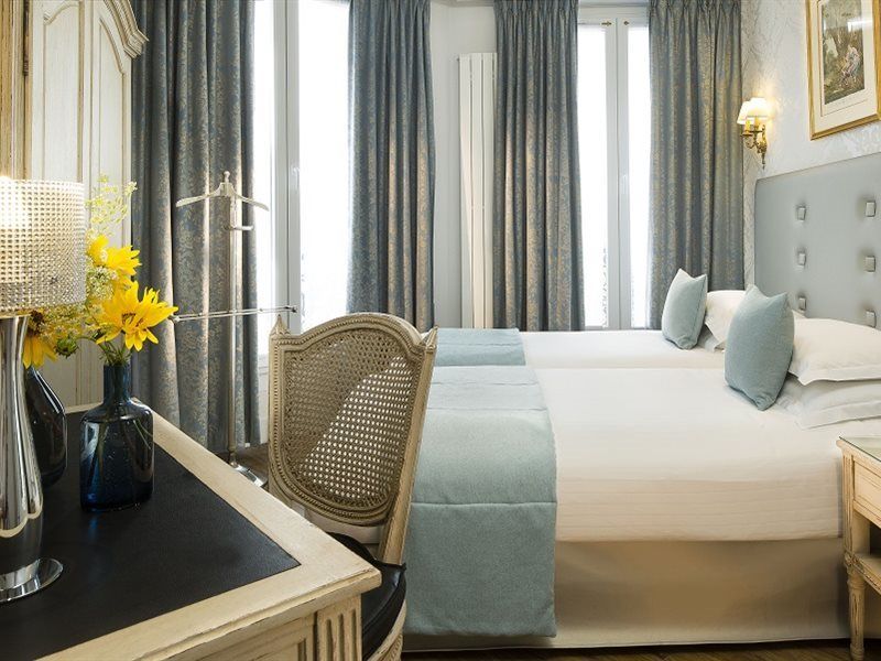 Hotel Plaza Elysees Paris Exteriör bild
